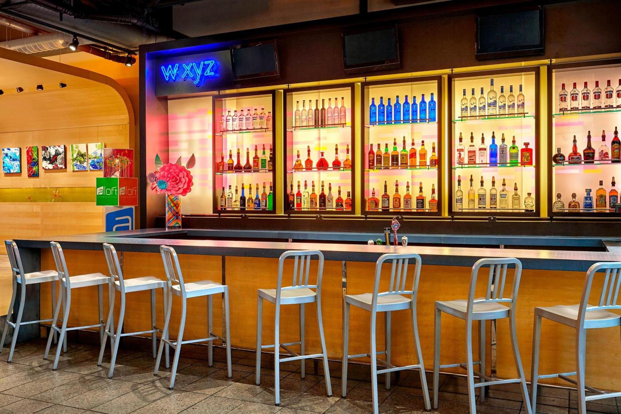 Aloft Montreal Airport Hotell Dorval Exteriör bild