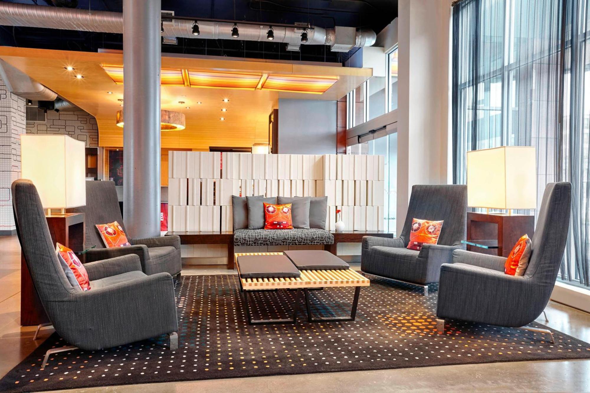 Aloft Montreal Airport Hotell Dorval Exteriör bild